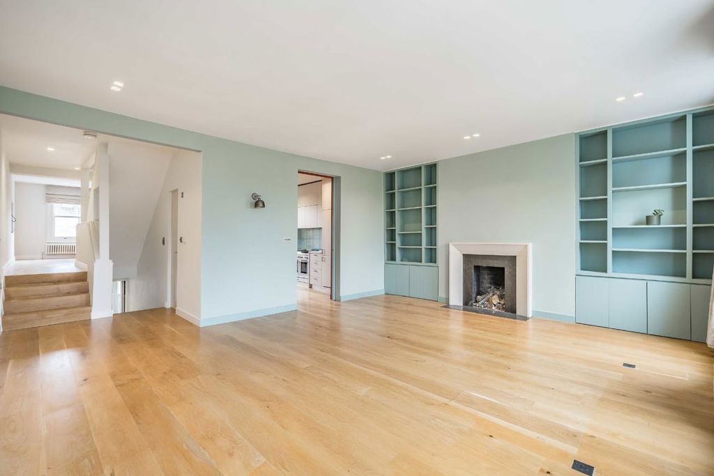 Property photo 3 of 4