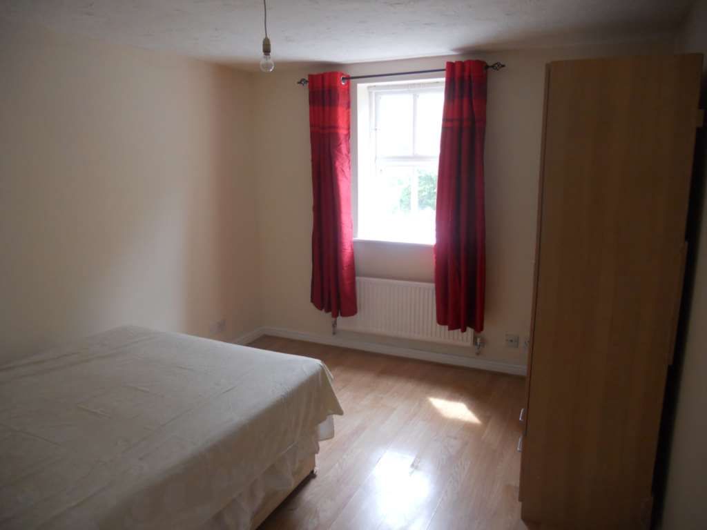 Property photo 3 of 4