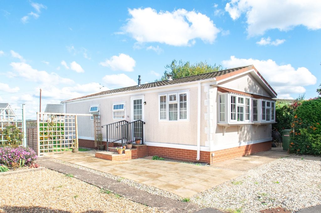 Property photo 1 of 20 Picture No. 23