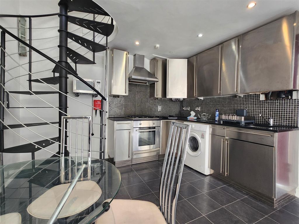 Property photo 2 of 12 Kd.Jpg