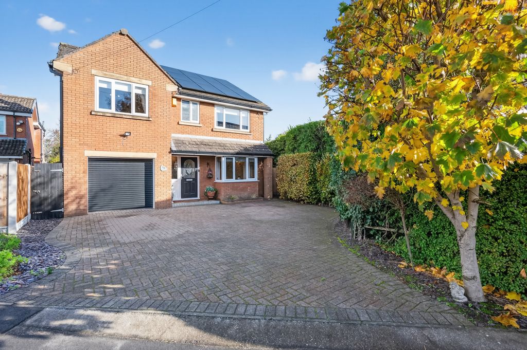 Property photo 1 of 23