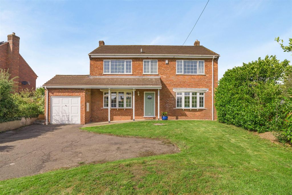 Property photo 1 of 41