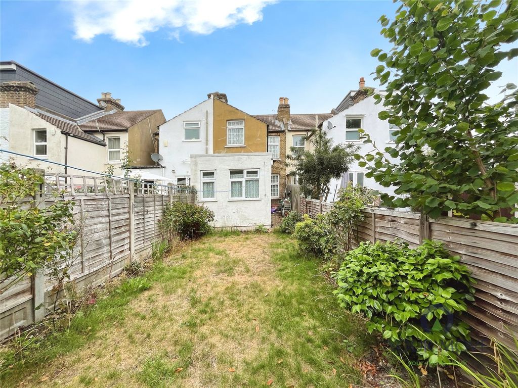Property photo 3 of 10 Rear Garden