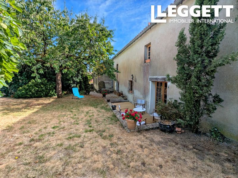 Property photo 2 of 10