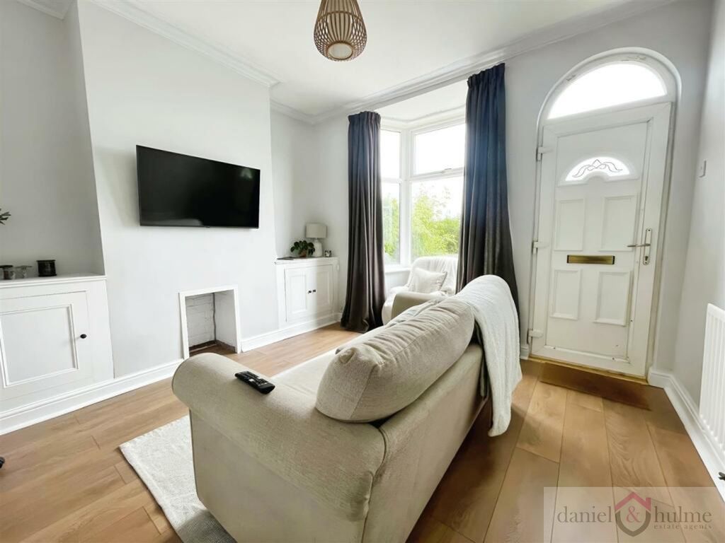 Property photo 3 of 12 220589_33121260_Img_03_0000.Jpeg