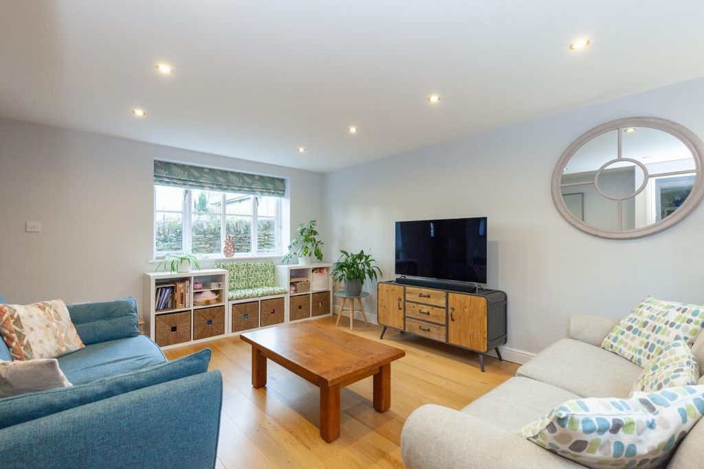 Property photo 3 of 9 Reception.Jpg