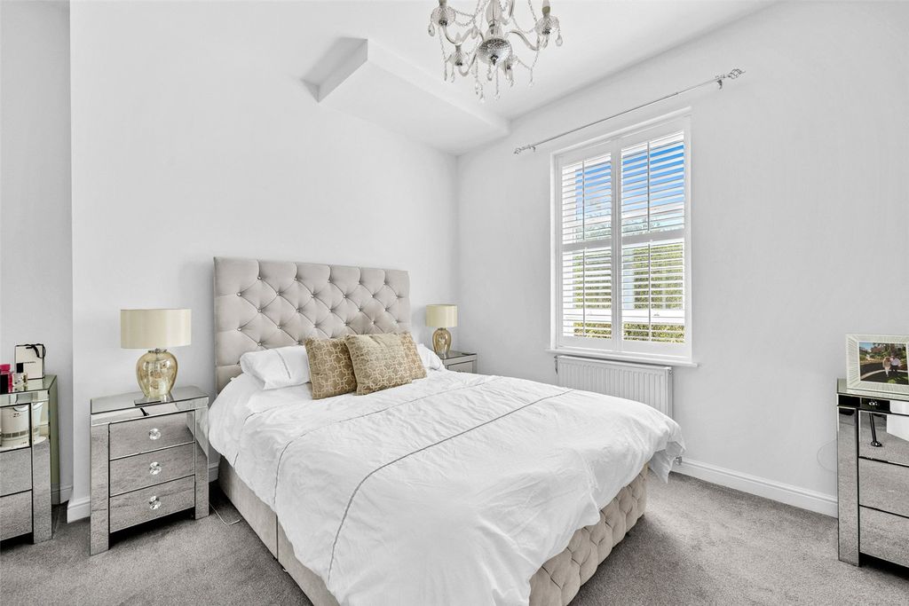 Property photo 3 of 23 Picture No. 03