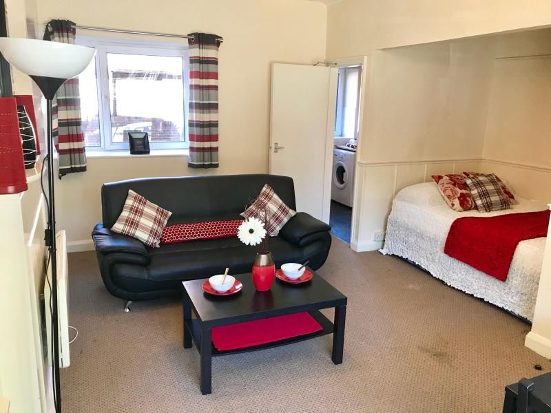 Property photo 2 of 5