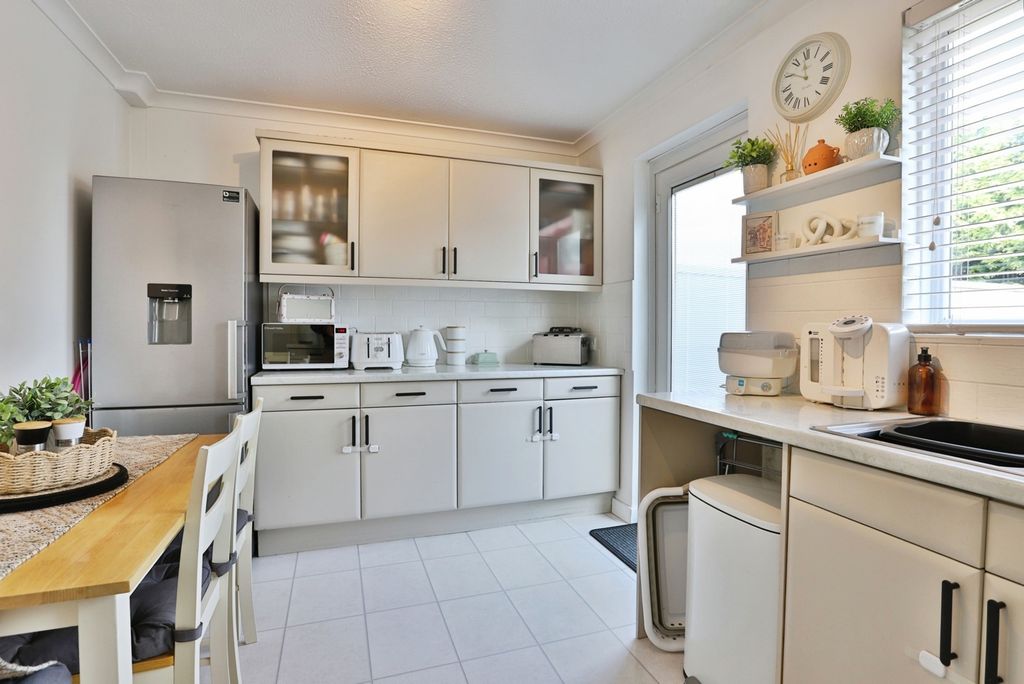 Property photo 3 of 19 Pbox-Img.Jpg