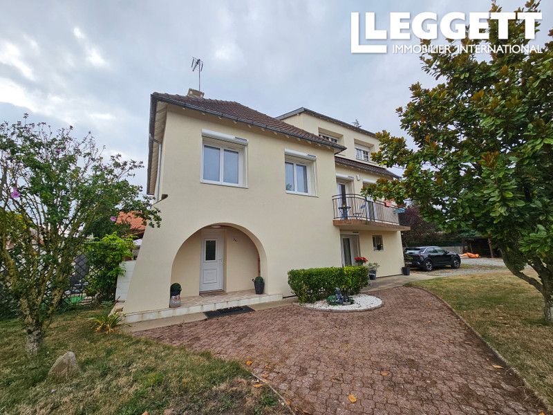 Property photo 1 of 10