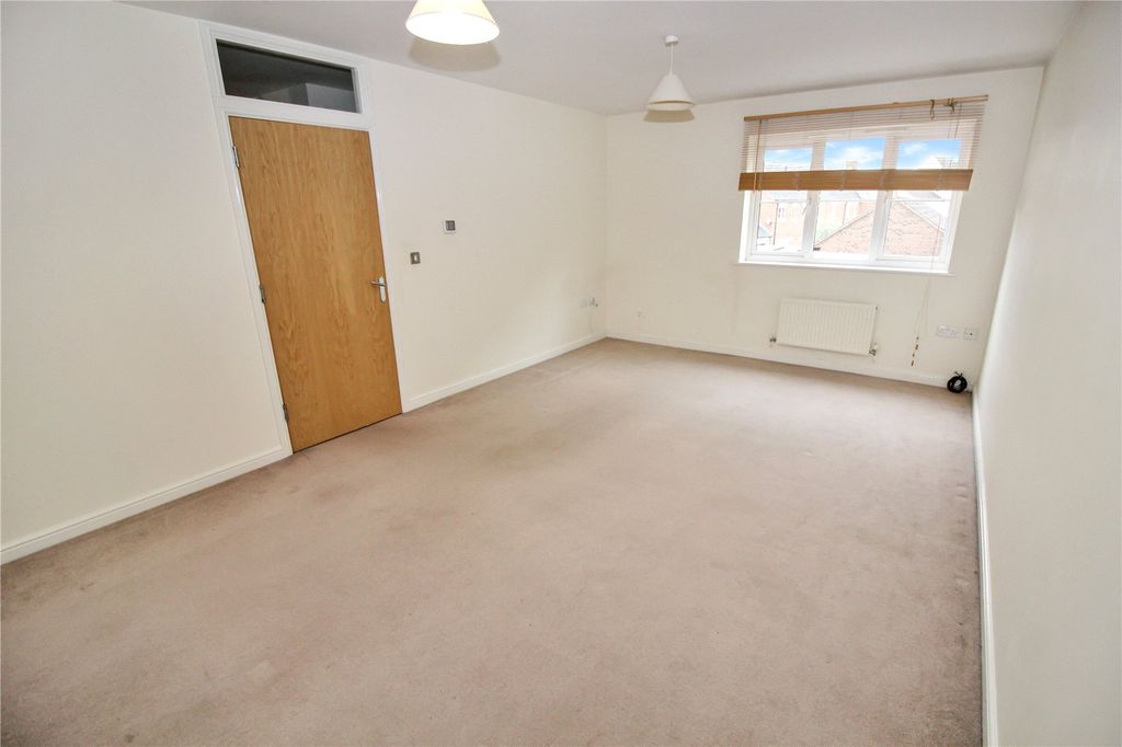 Property photo 3 of 12 Picture No. 03