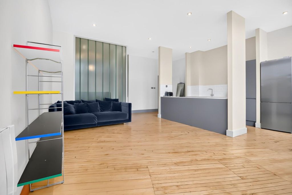 Property photo 3 of 16 Img_5587.Jpg