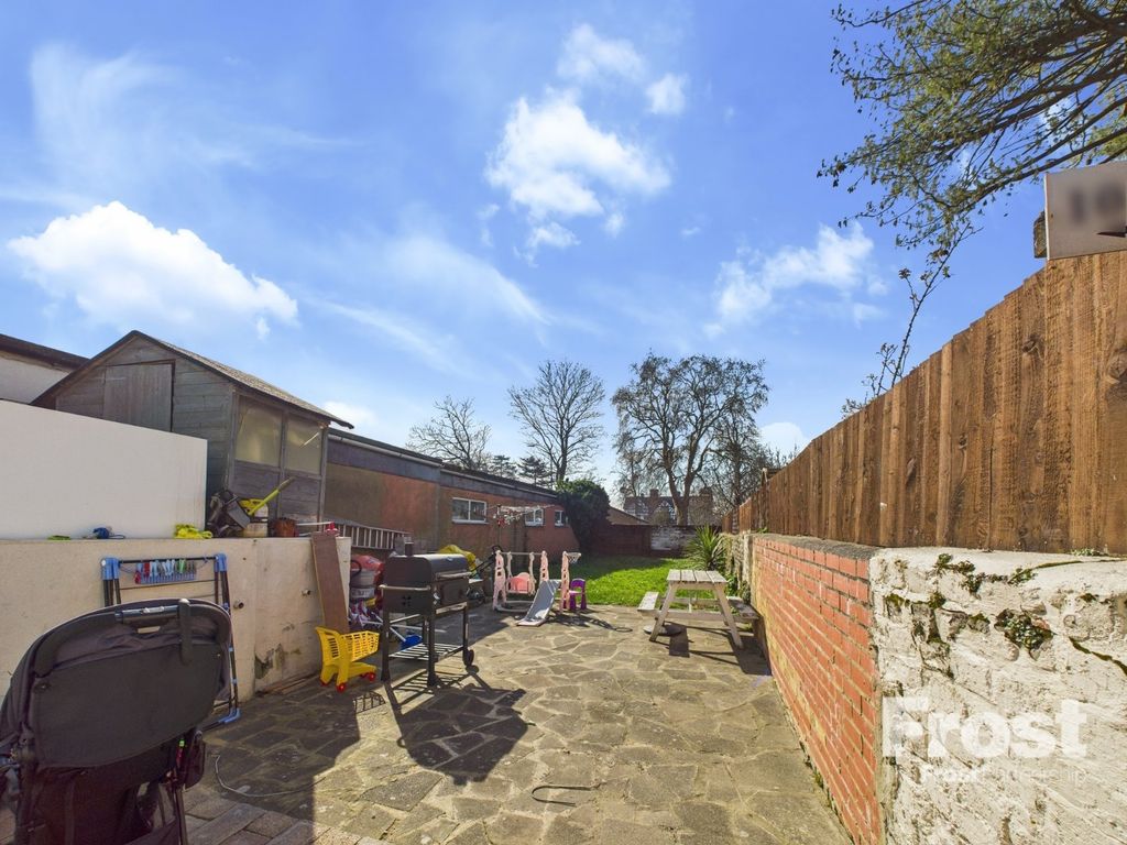 Property photo 2 of 6 Picture No. 02