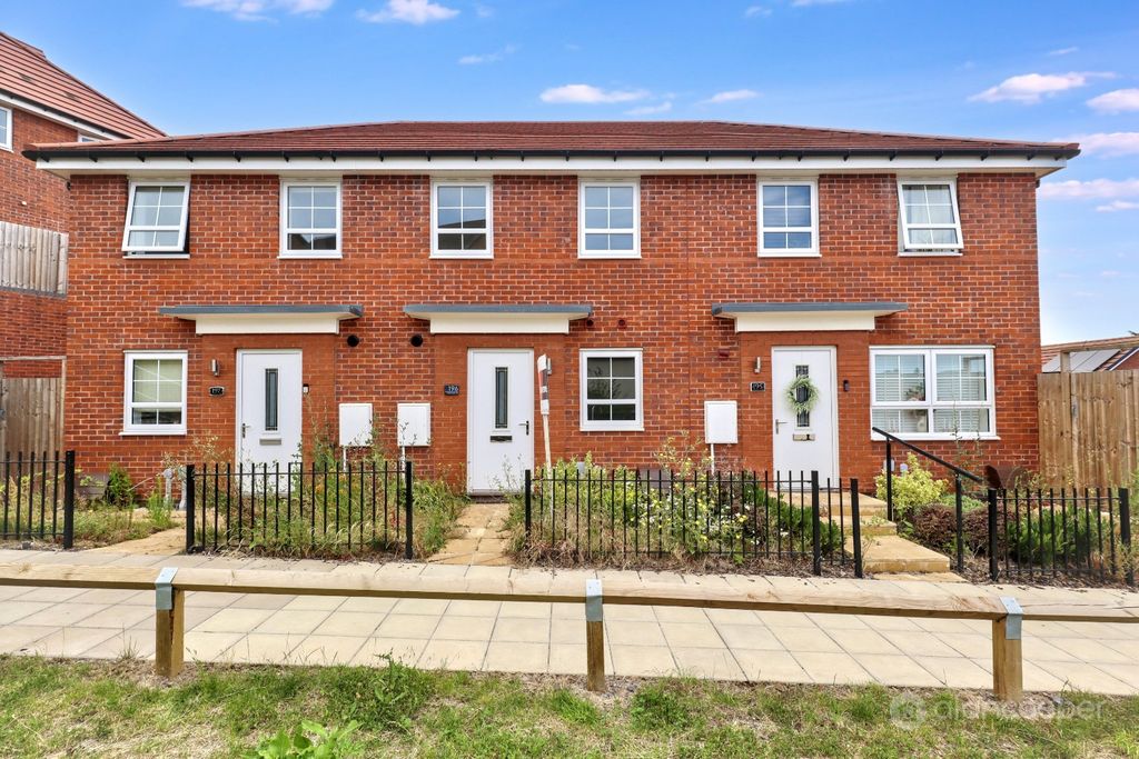 Property photo 1 of 18 5292880