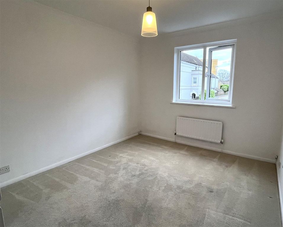 Property photo 3 of 6 Bedroom A.Jpg