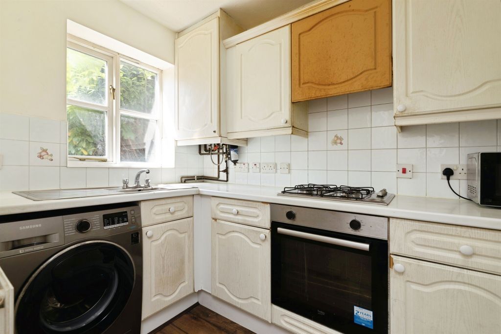 Property photo 3 of 16