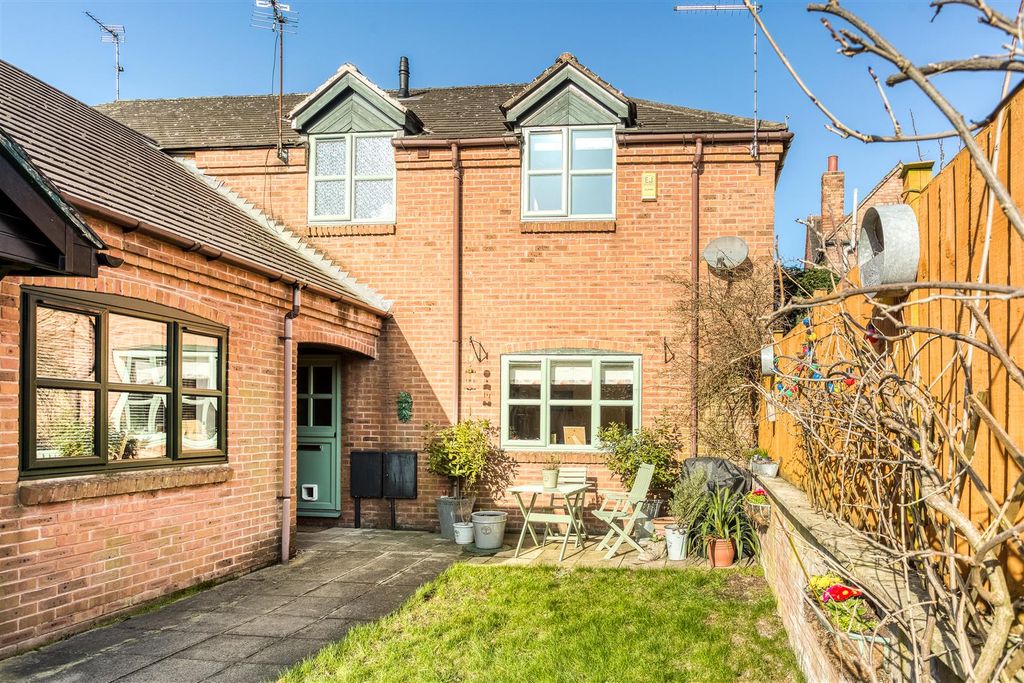 Property photo 1 of 14