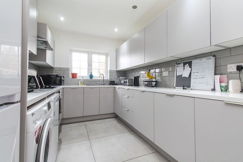 Property photo 3 of 15 Kitchen