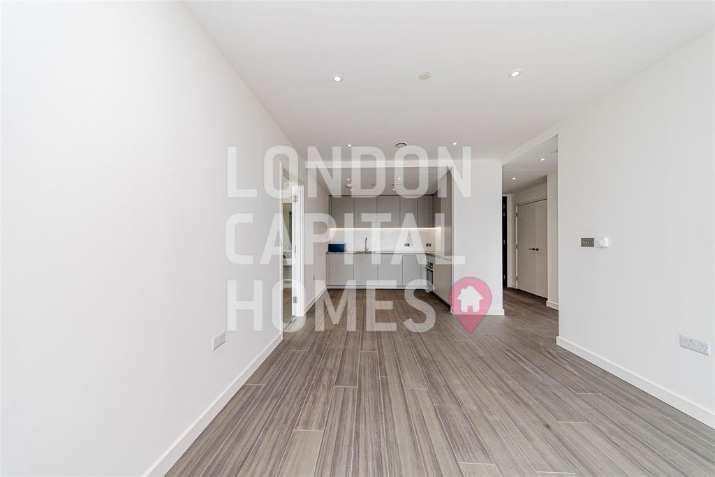 Property photo 2 of 15 2Sep2793.Jpg