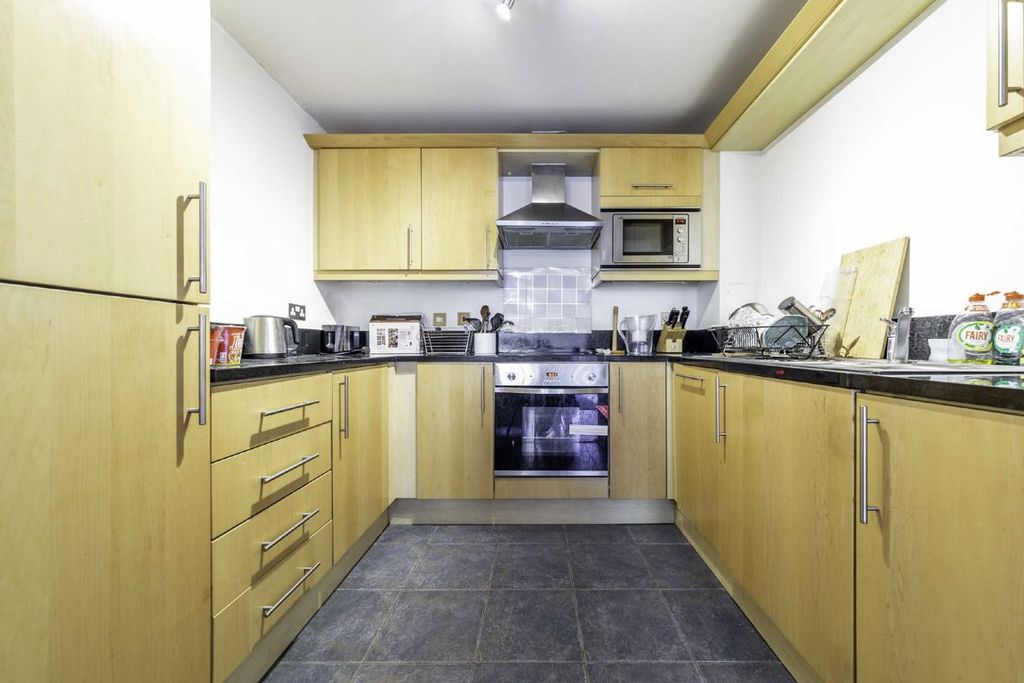 Property photo 3 of 9