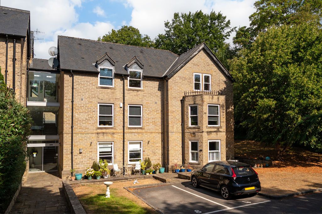 Property photo 1 of 26 Welburn