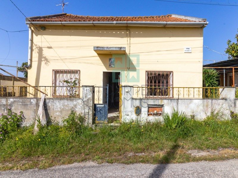 Property photo 1 of 23