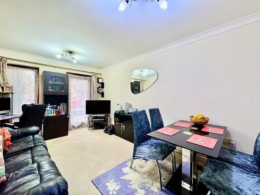 Property photo 1 of 13 Open Plan Lounge/Dining Area