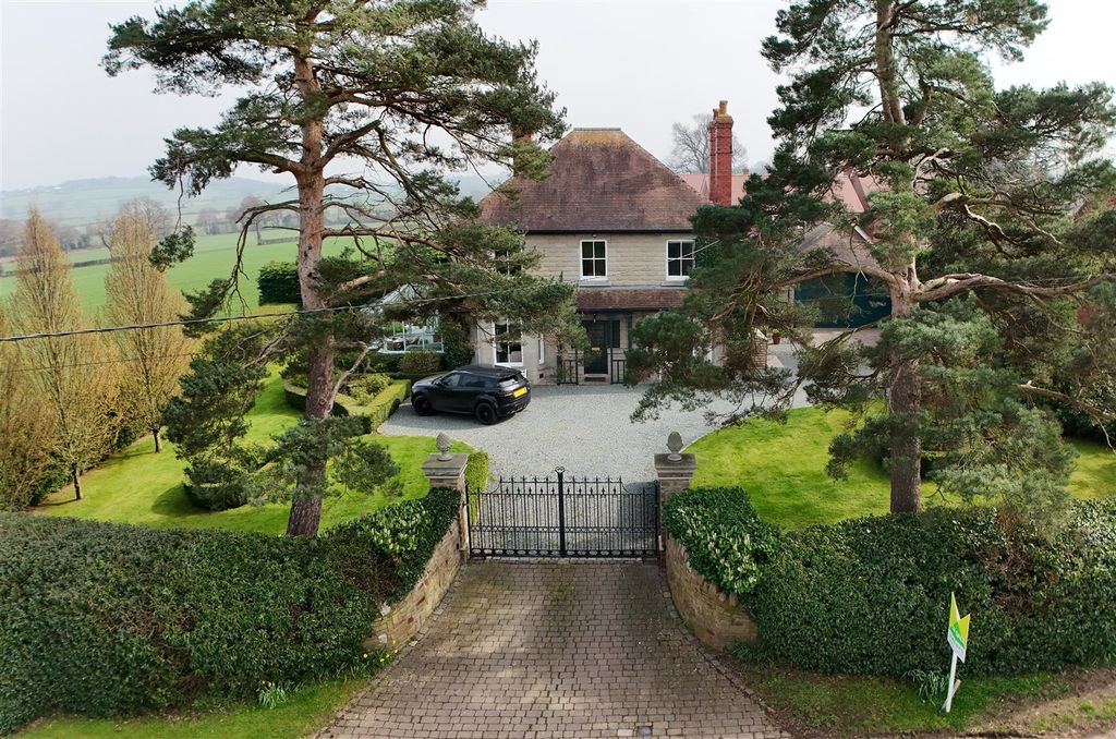 Property photo 1 of 23 Dji_20260320125707_0207_D1.Jpg