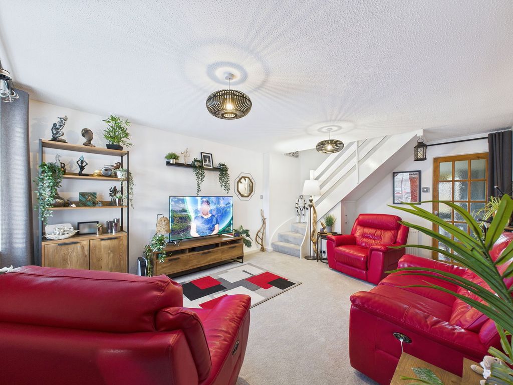 Property photo 2 of 13