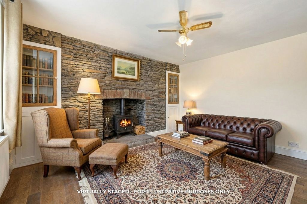 Property photo 2 of 26