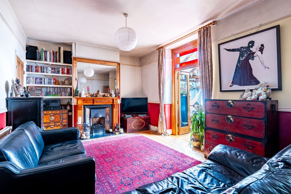 Property photo 2 of 26 2