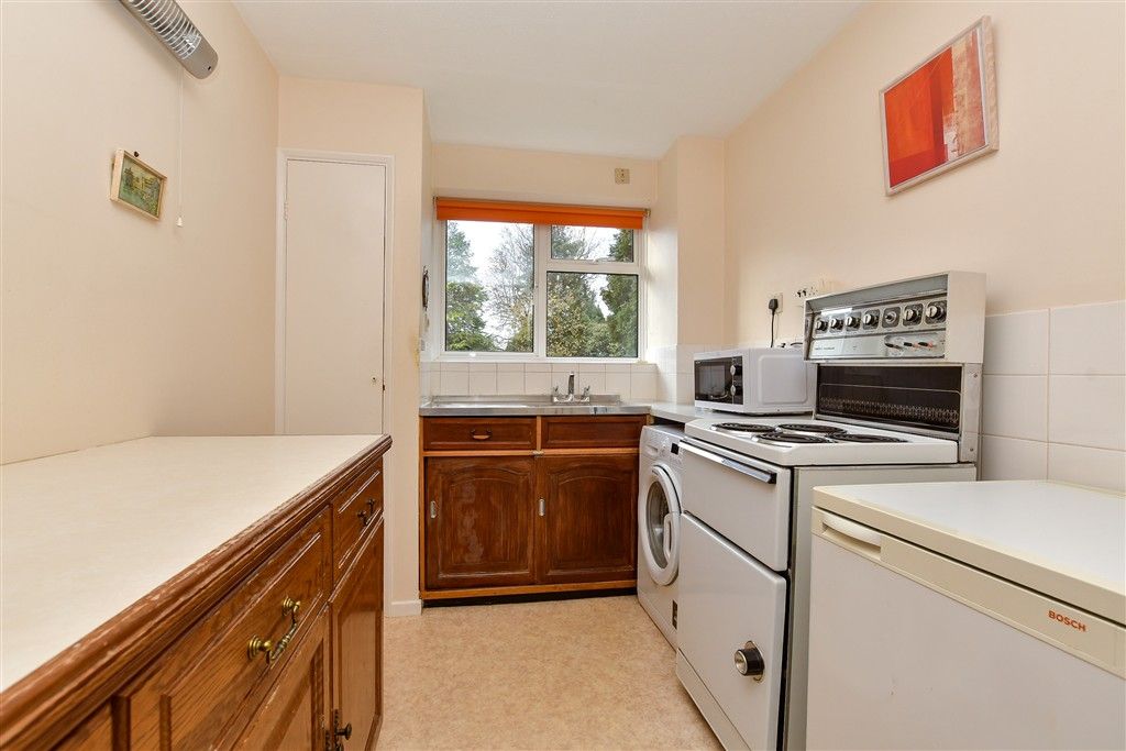 Property photo 1 of 13 Kitchen