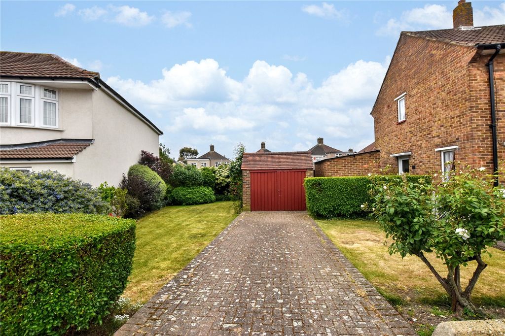 Property photo 2 of 23 Picture No. 03