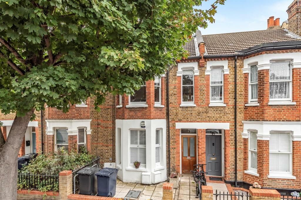 Property photo 1 of 7