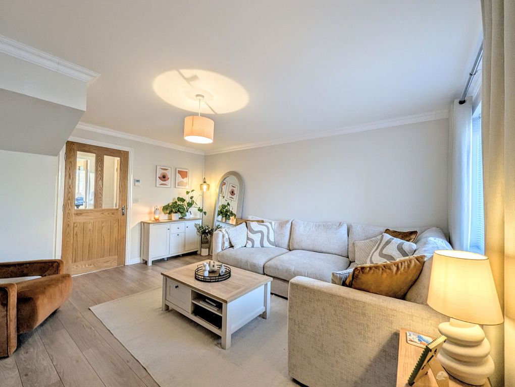 Property photo 2 of 21