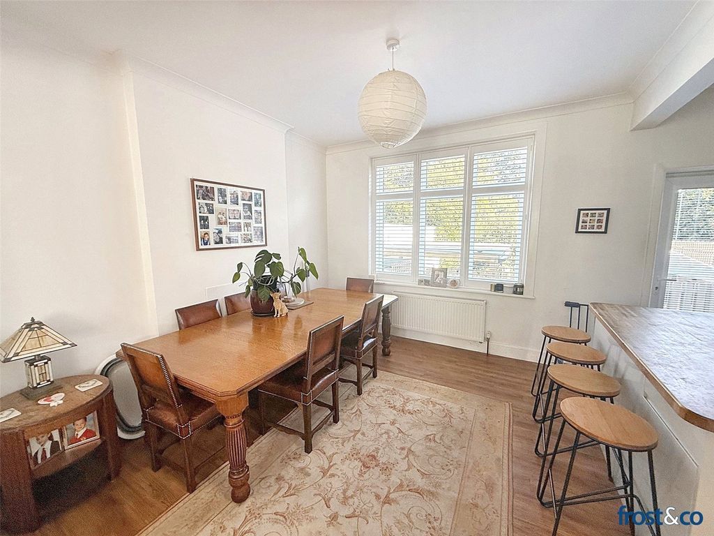 Property photo 3 of 19 Dining Area