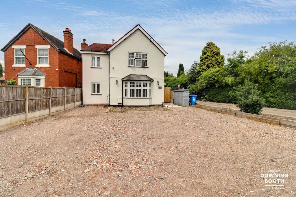 Property photo 1 of 28
