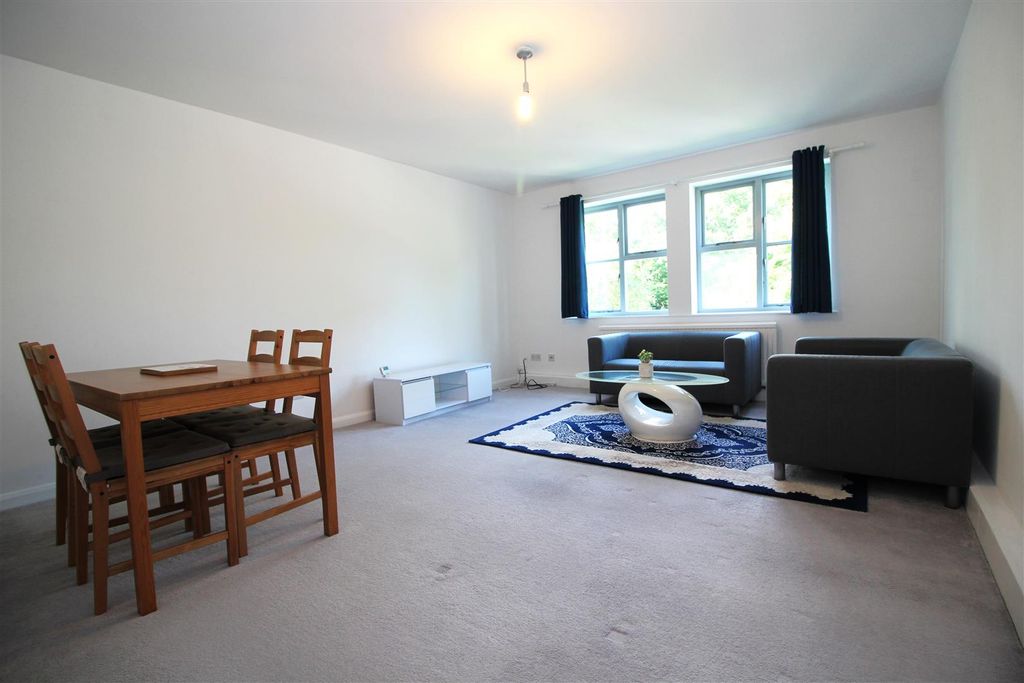 Property photo 3 of 13 Img_9353.Jpg