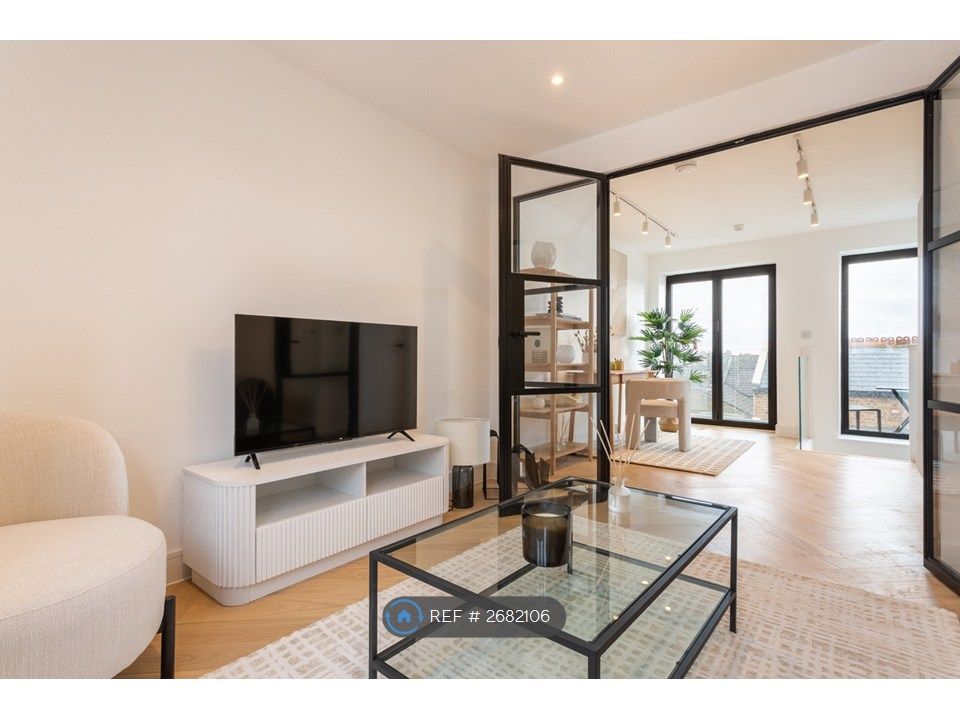 Property photo 2 of 29