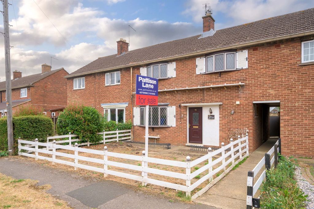 Property photo 2 of 14