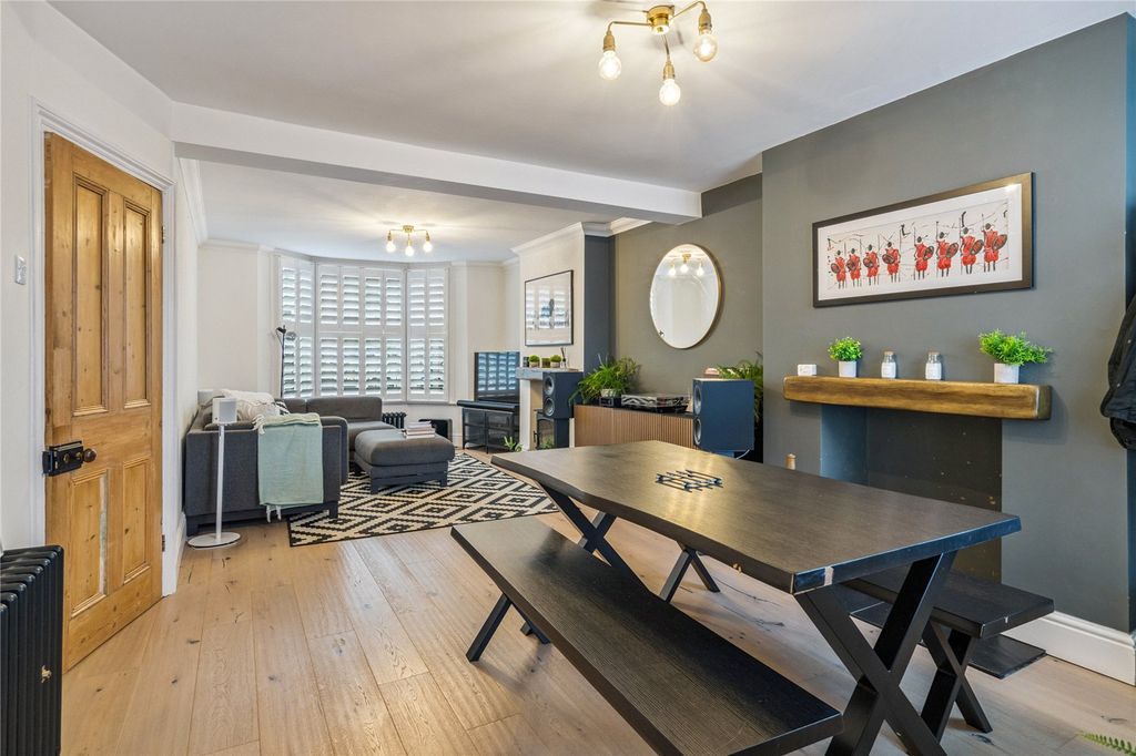 Property photo 3 of 21 Picture No. 34