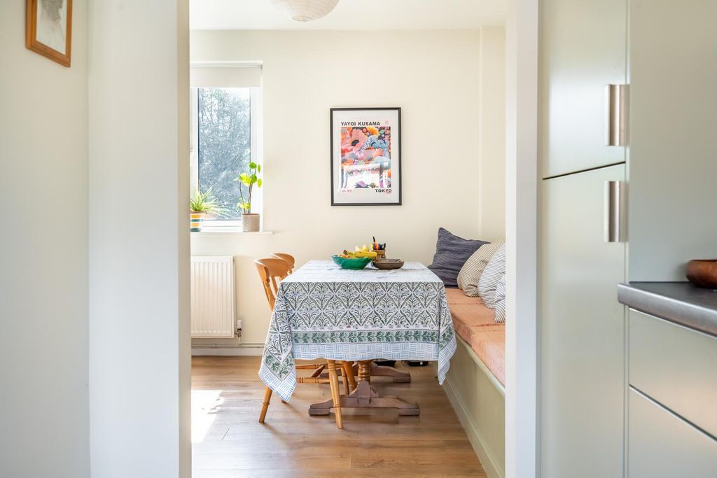 Property photo 3 of 11 Nqmdgcylb0Y1Rmj4Eyl80W.Jpg