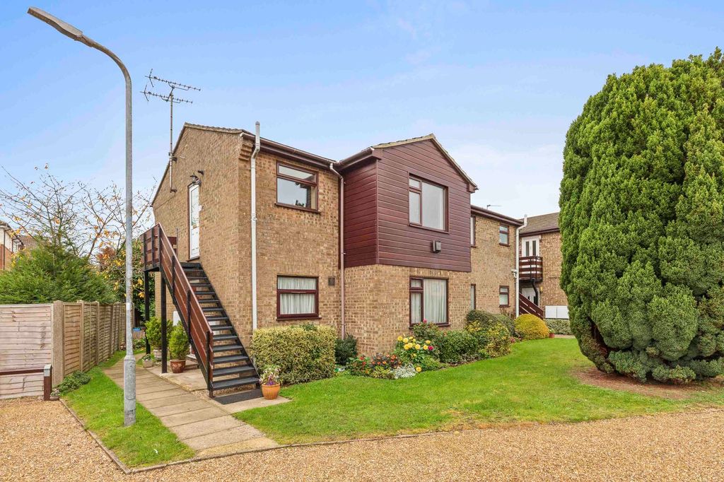 Property photo 1 of 10