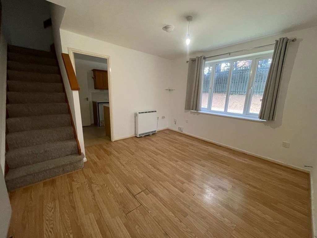 Property photo 3 of 3