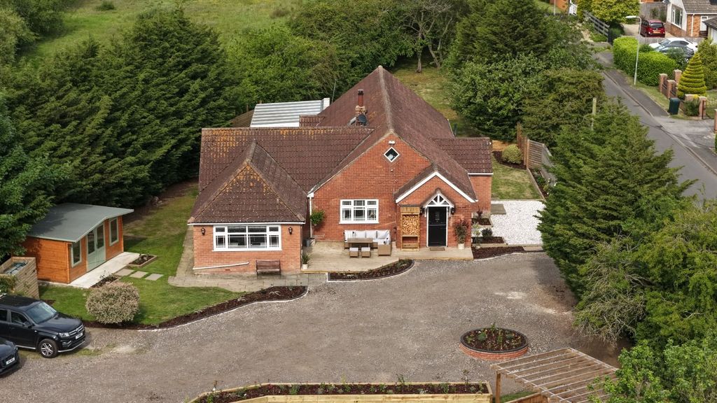 Property photo 1 of 55