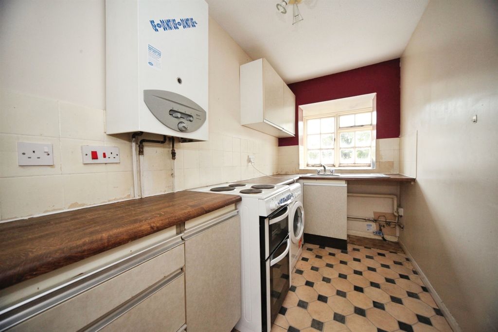 Property photo 2 of 4