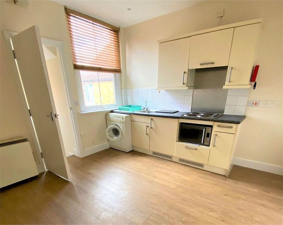 Property photo 3 of 3