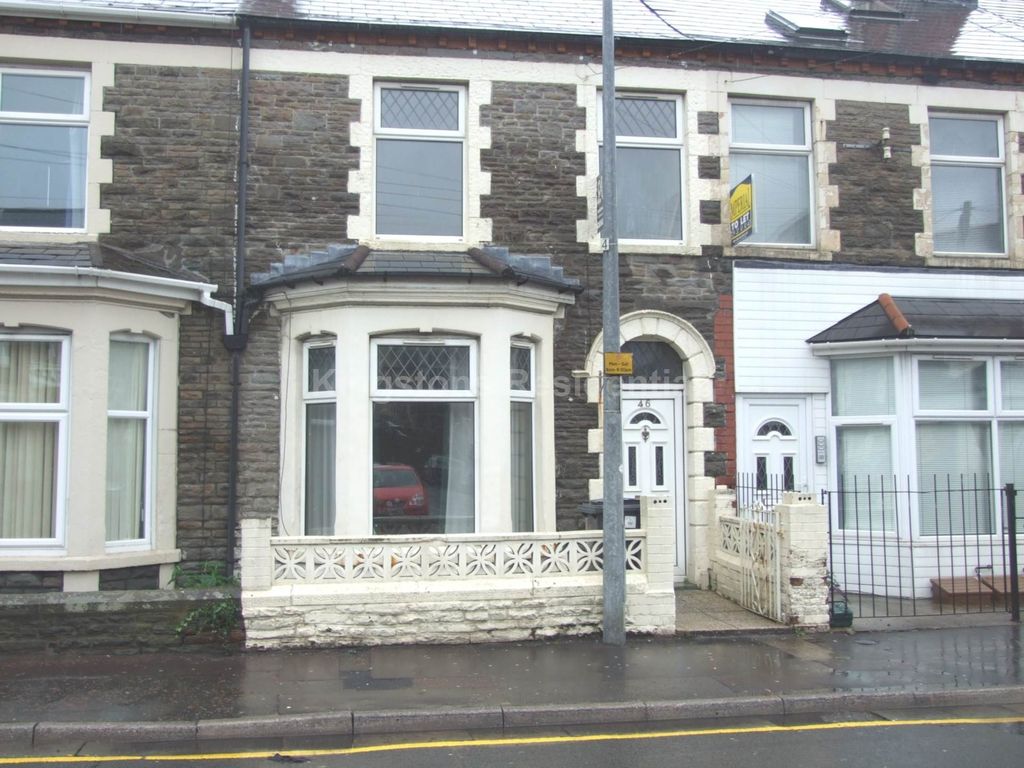 Property photo 2 of 16