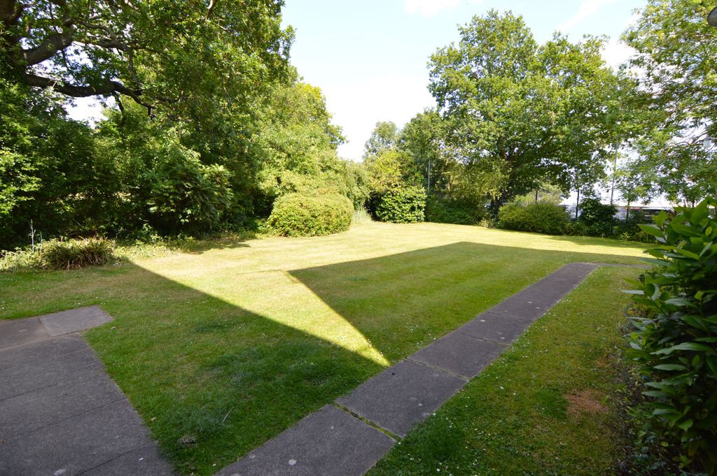 Property photo 2 of 2