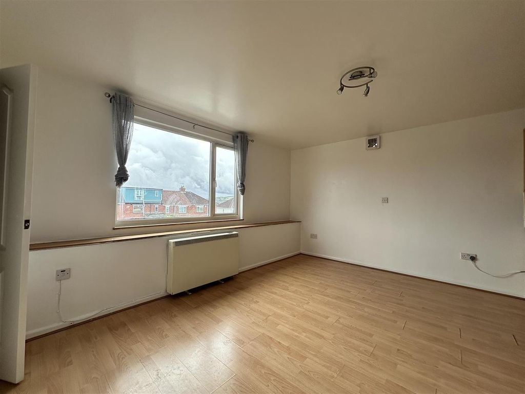 Property photo 2 of 9 Ppo8Tn9x.Png